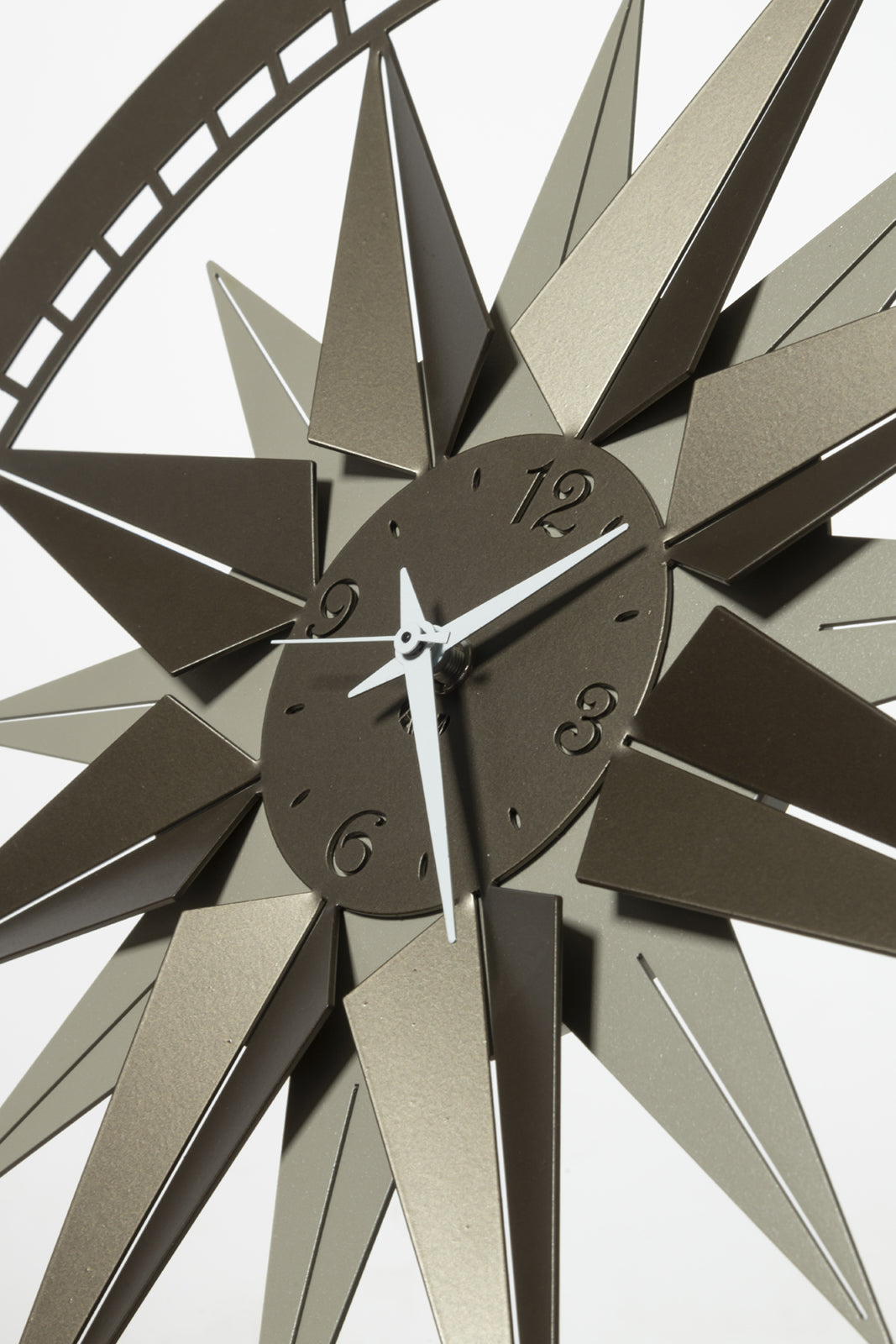 Petite horloge murale spéciale Compass