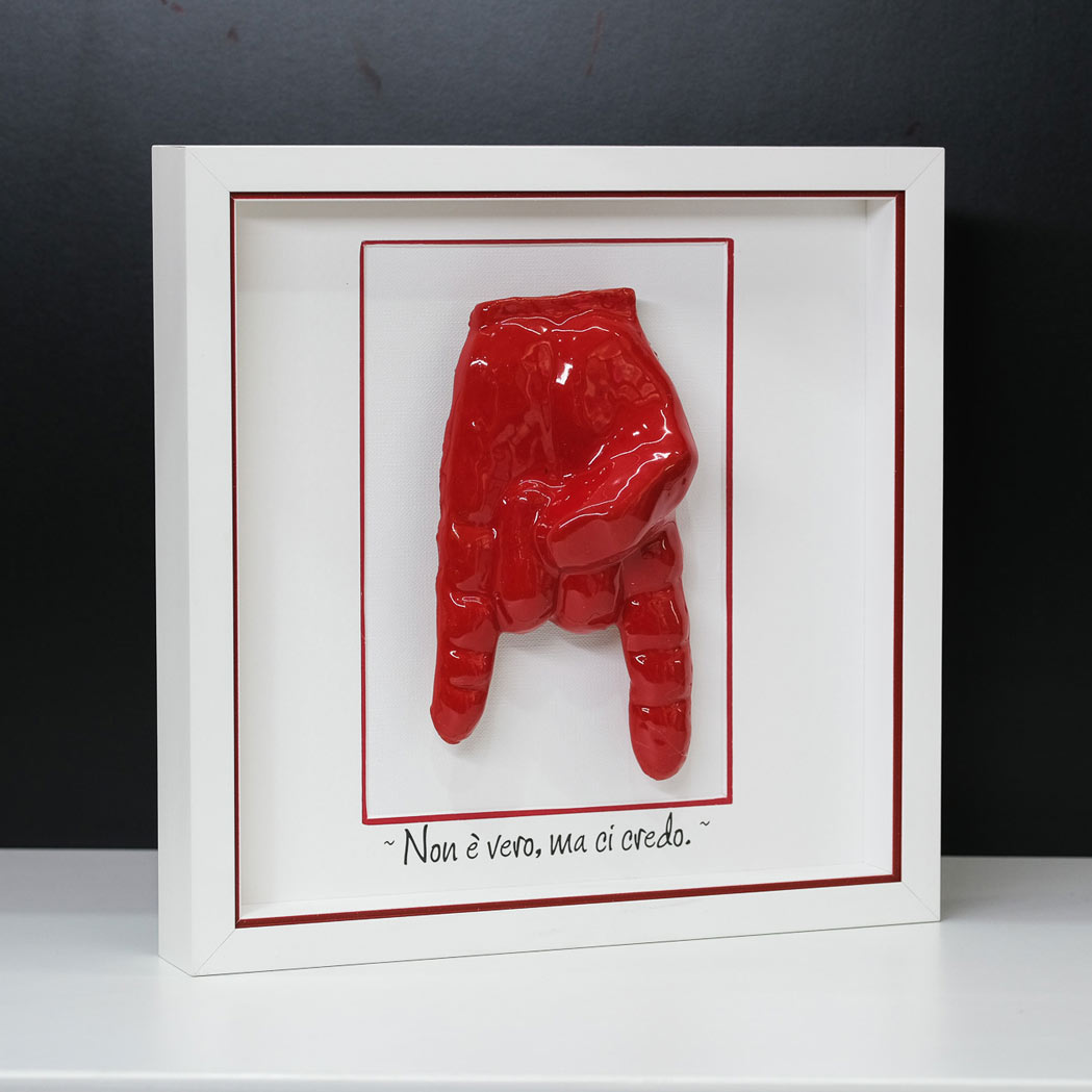 “Red Horns” Ceramic Tile with Wooden Frame – Customizable Neapolitan Craftsmanship
