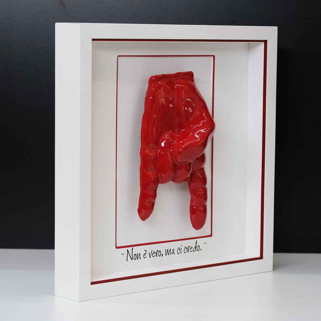 “Red Horns” Ceramic Tile with Wooden Frame – Customizable Neapolitan Craftsmanship