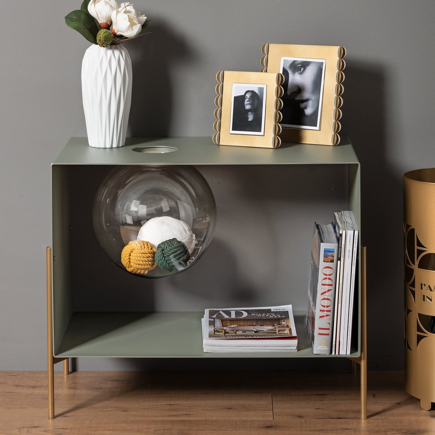 Mobile da soggiorno di design Globe grande