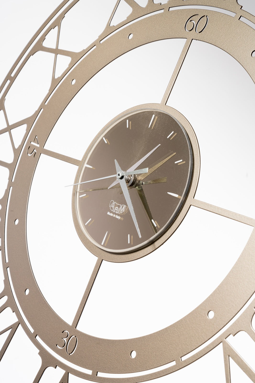 Orologio di design da parete Koros 50