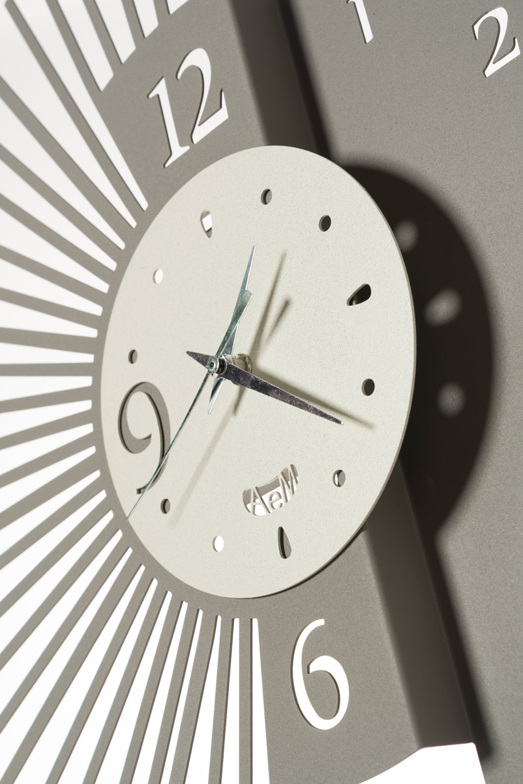 Orologio da parete di design Miro