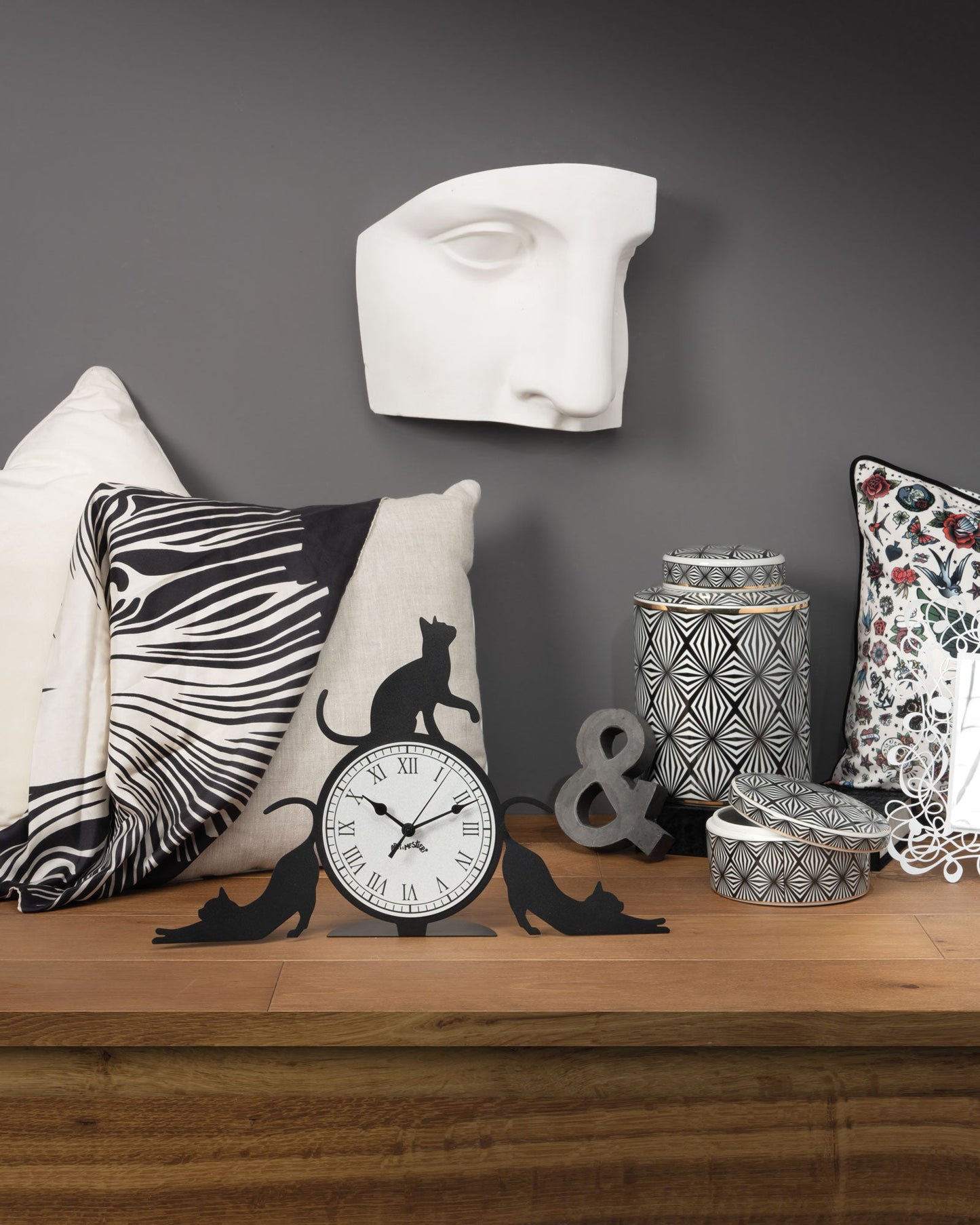 Orologio da tavolo particolare Cattitude