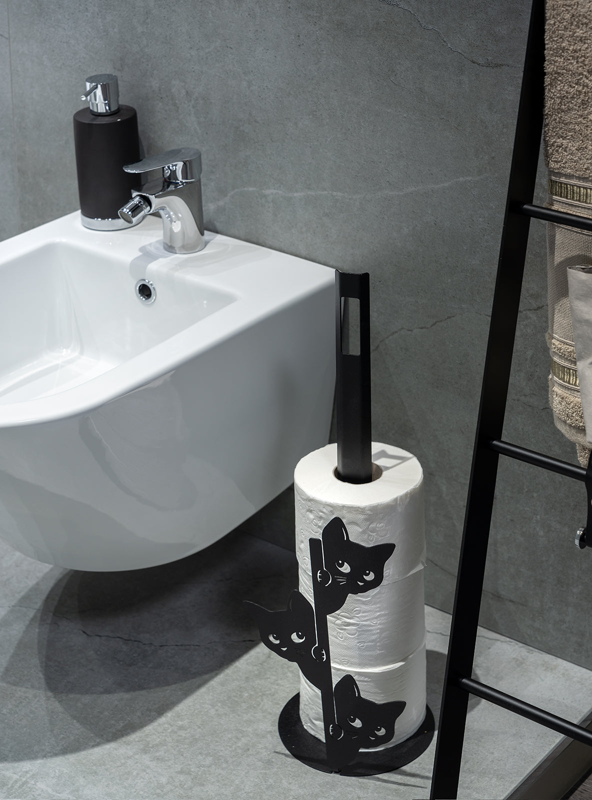 Porte-papier toilette sur pied Silvestro