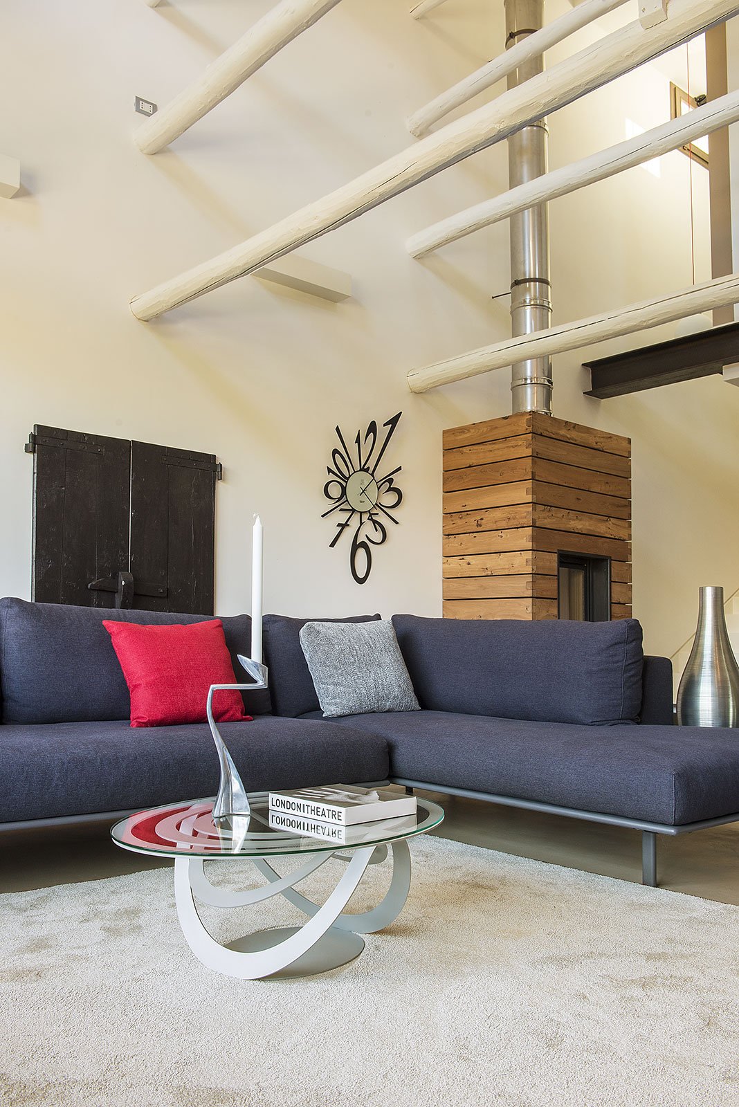 Table basse ovale optique en fer et verre