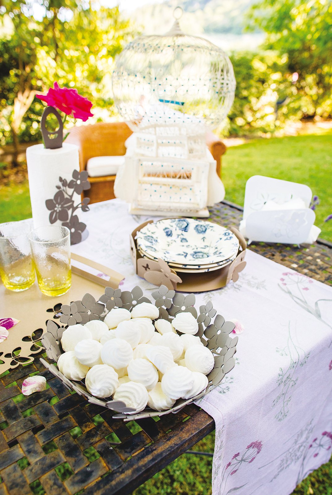 Centre de table à motif floral de petite fleur de lotus