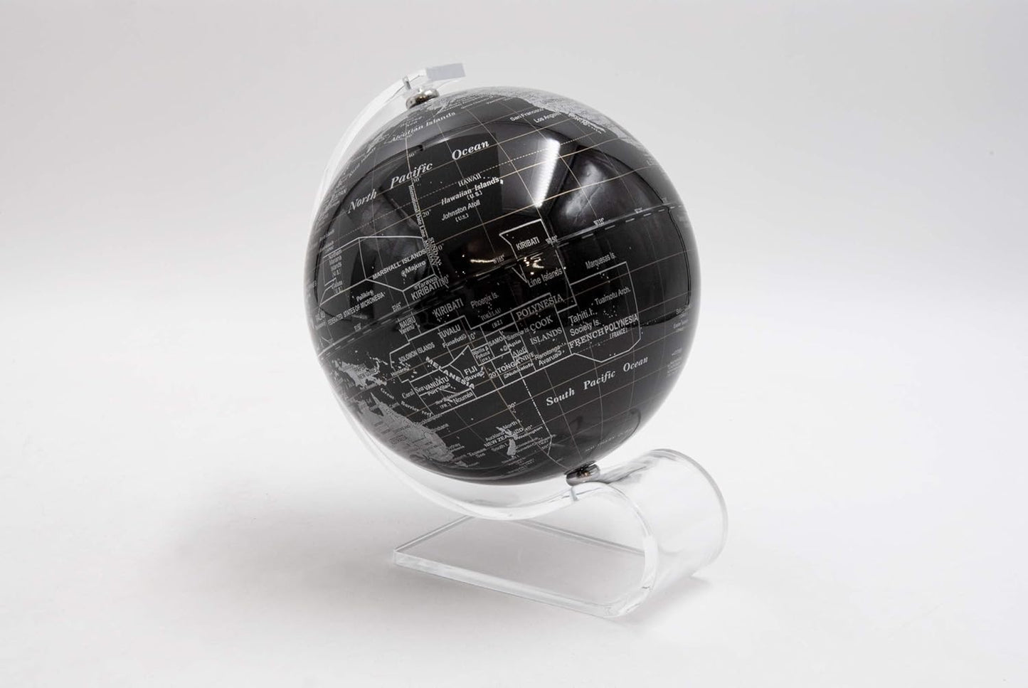 Detailed World Map with Transparent Plexiglass Base – Modern and Refined Design, 13 cm (Copy) 