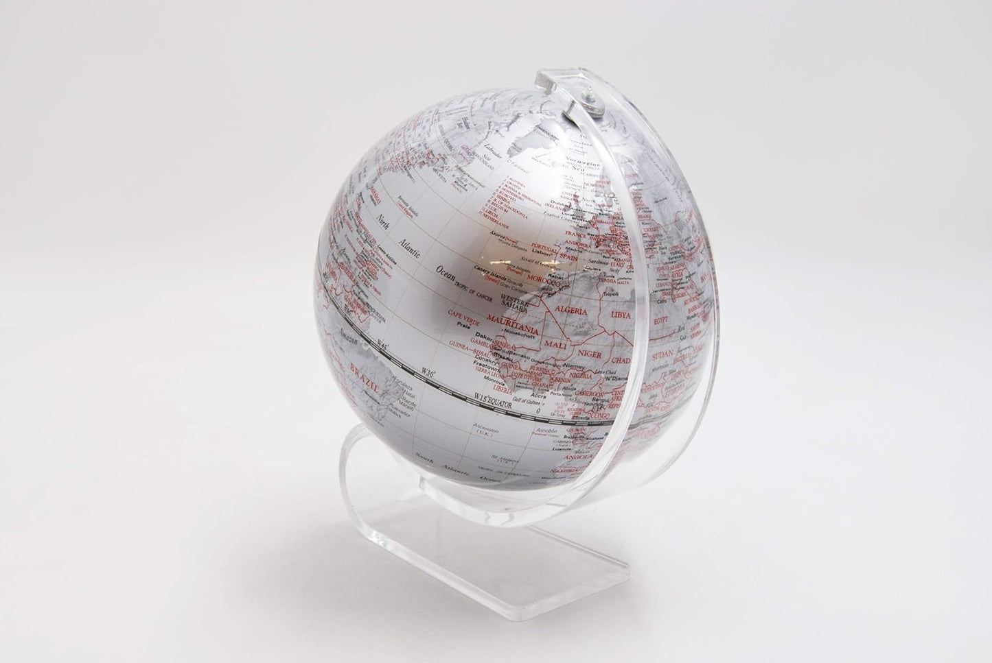 Detailed World Map with Transparent Plexiglass Base – Modern and Refined Design, 13 cm 