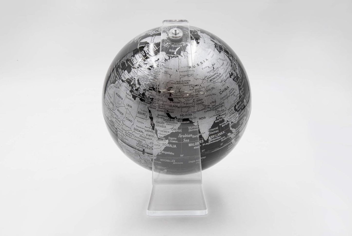 Detailed World Map with Transparent Plexiglass Base – Modern and Refined Design, 13 cm (Copy) 