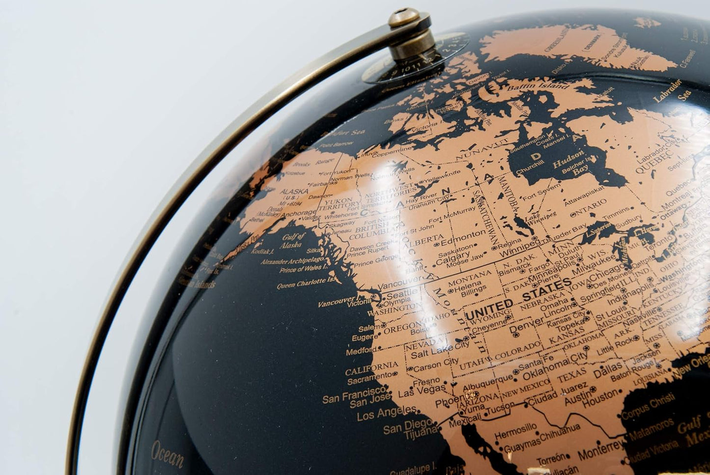 Globe lumineux Mascagni avec base en acier cuivré – Diamètre 30 cm 