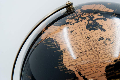 Globe lumineux Mascagni avec base en acier cuivré – Diamètre 30 cm 