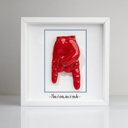 Carreau en céramique « Cornes rouges » avec cadre en bois – Artisanat napolitain personnalisable
