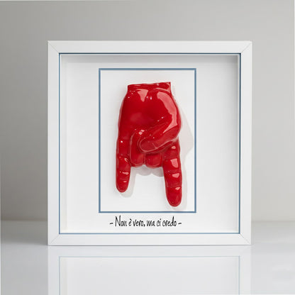 Carreau en céramique « Cornes rouges » avec cadre en bois – Artisanat napolitain personnalisable