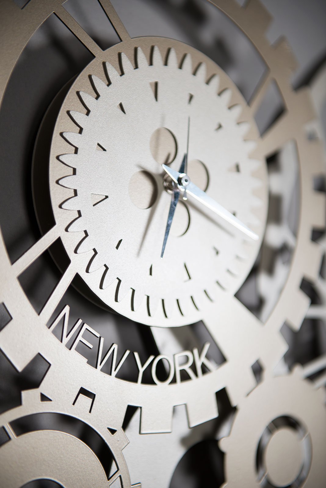 Horloge murale spéciale Fuso Meccano