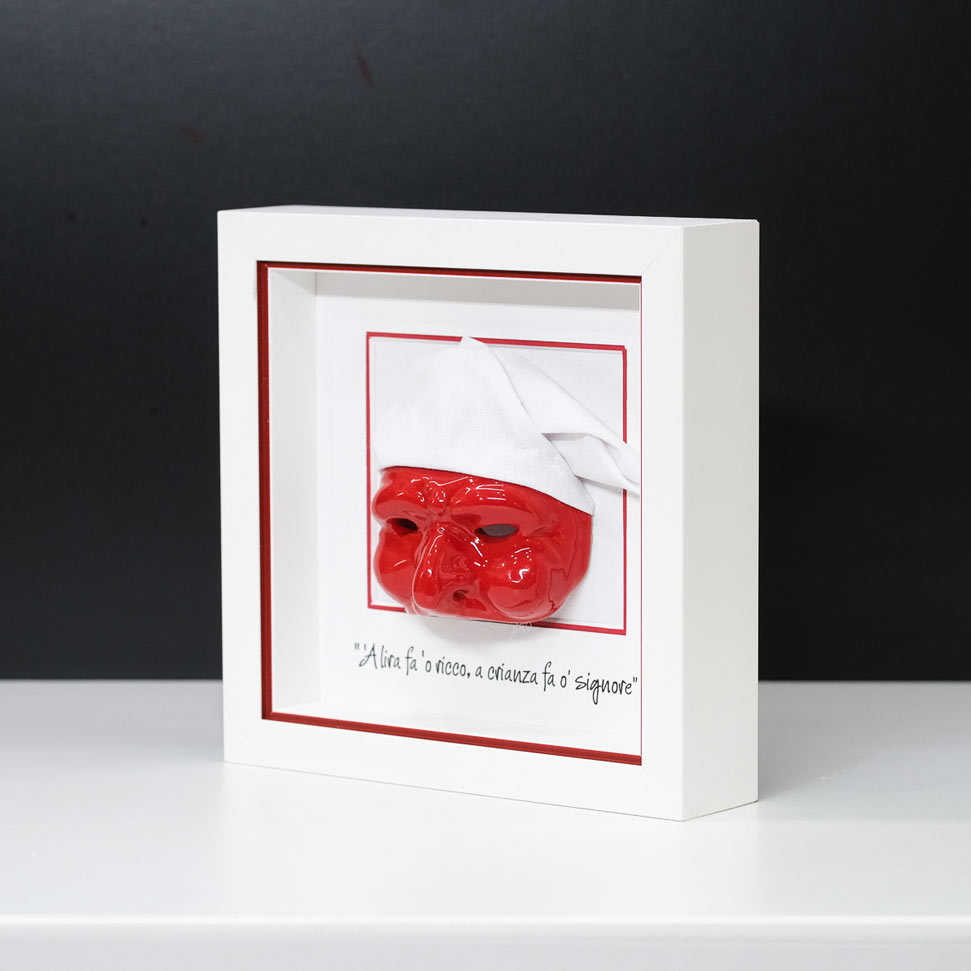 Pulcinella rosso in ceramica