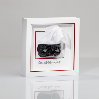 Pulcinella in Ceramica Nera – 16x16 cm