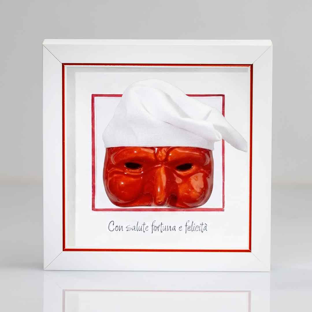 Pulcinella rosso in ceramica cornice in Legno