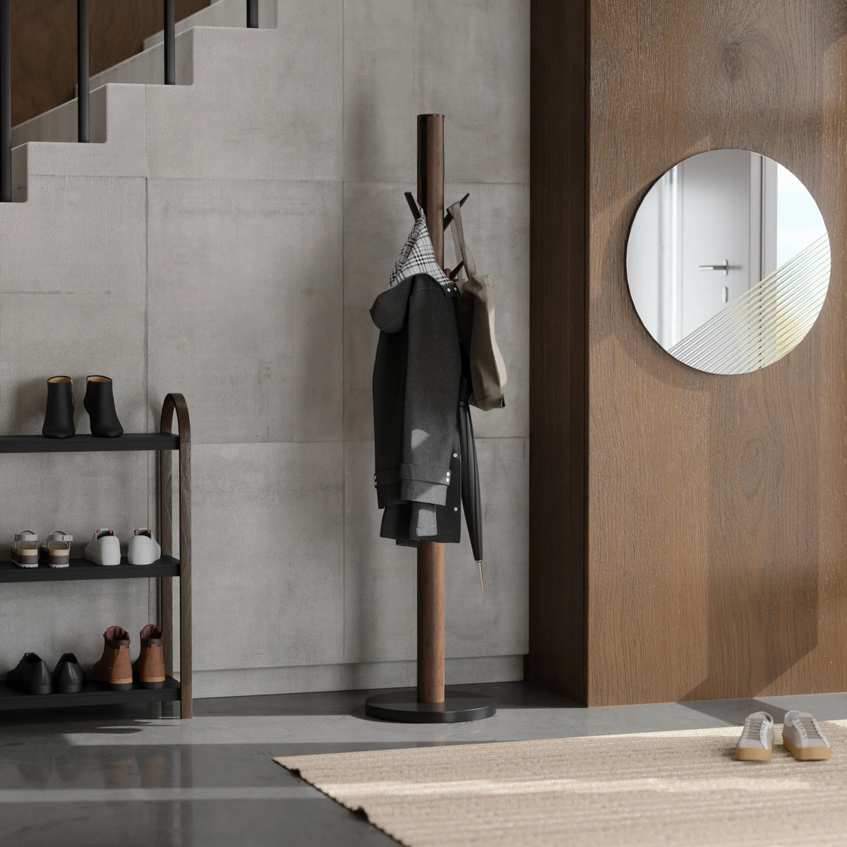 Appendiabiti da Terra in Legno Flapper Noce – Umbra