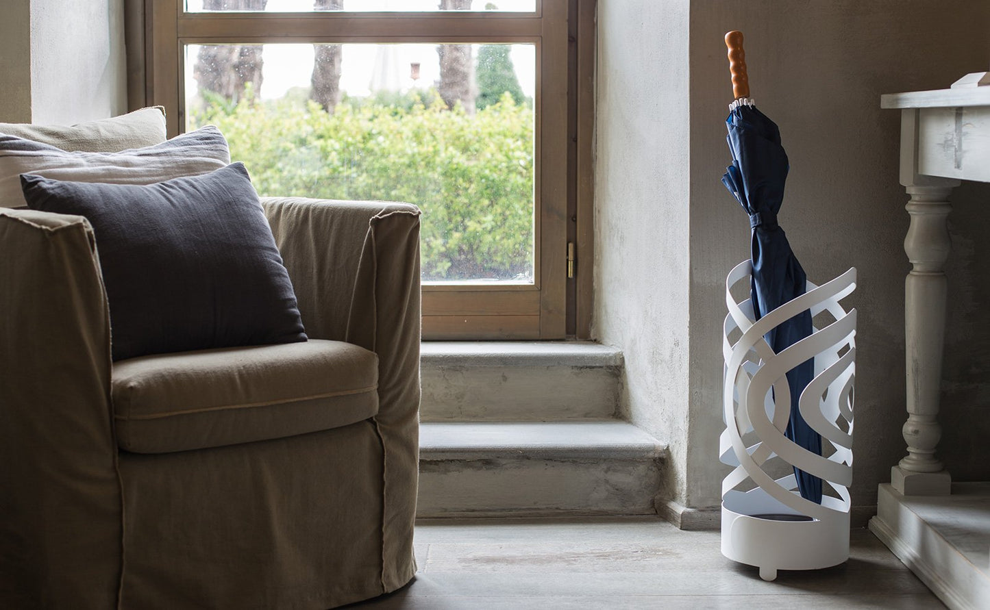 Porte-parapluie optique moderne