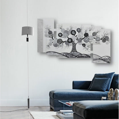 TREE WITH SPHERES IN GRAY SHADES WITH SILVER DECORATIONS
